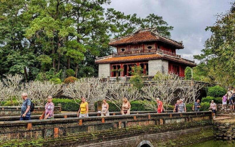 from-hue-full-day-hue-imperial-city-sightseeing-tour