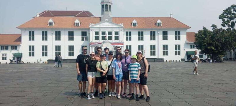 from-jakarta-private-half-day-tour-include-pickup
