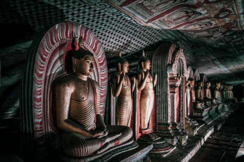 from-kandy-sigiriya-guided-tuk-tuk-tour