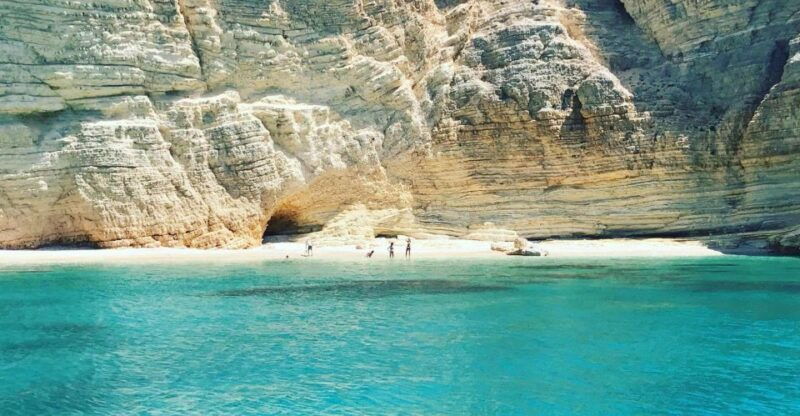 from-naxos-koufonisia-boat-cruise-and-rinas-cave-w-lunch