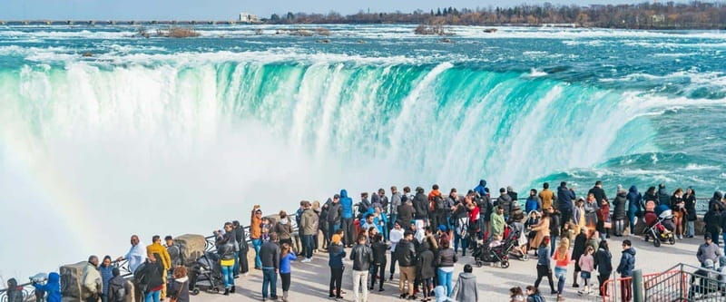 from-niagara-falls-canada-tour-boat-lunch-journey-skylon