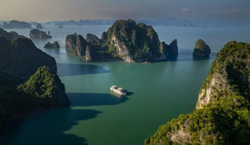 from-ninh-binh-bai-tu-long-bay-swan-cruise-2-3-days-trip