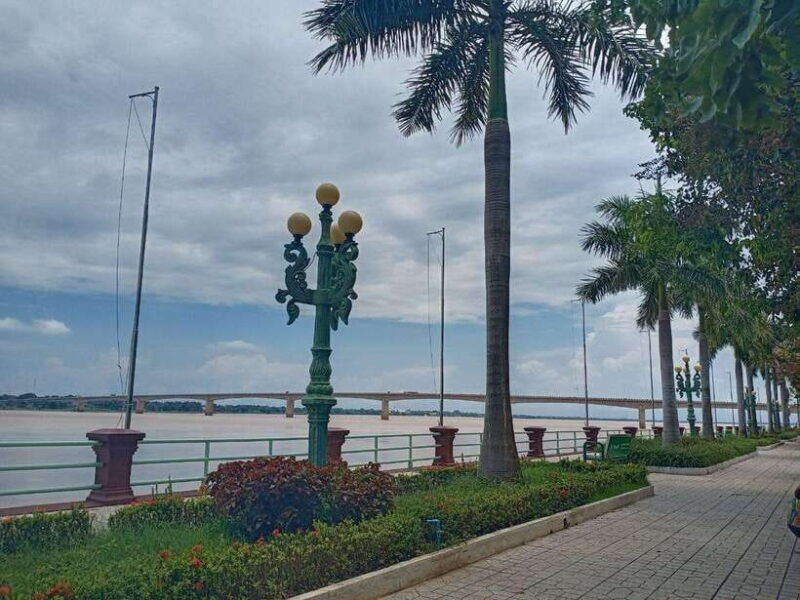 from-phnom-penh-kampong-cham-day-trip-with-nokor-bachey