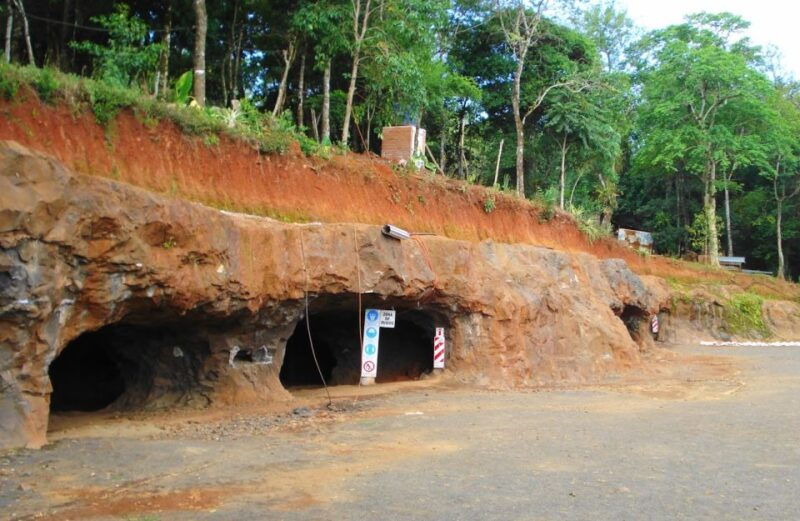 from-puerto-iguazu-san-ignacio-ruins-and-wanda-mines-tour