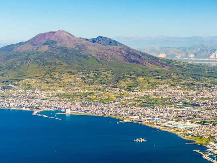 from-salerno_pompeiivesuvius