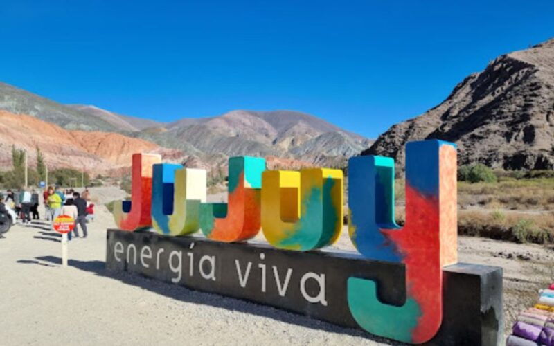 from-salta-full-day-tours-of-cafayate-and-humahuaca