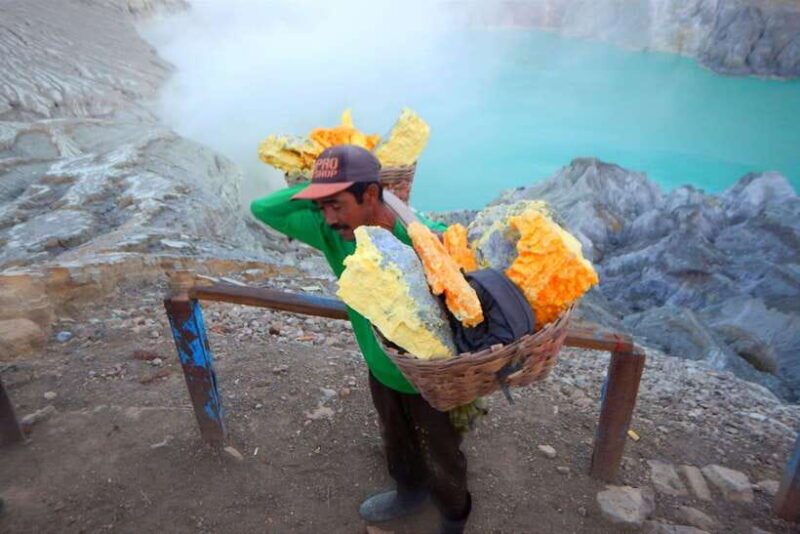 from-surabaya-bromo-ijen-tour-in-2-days-private-tour