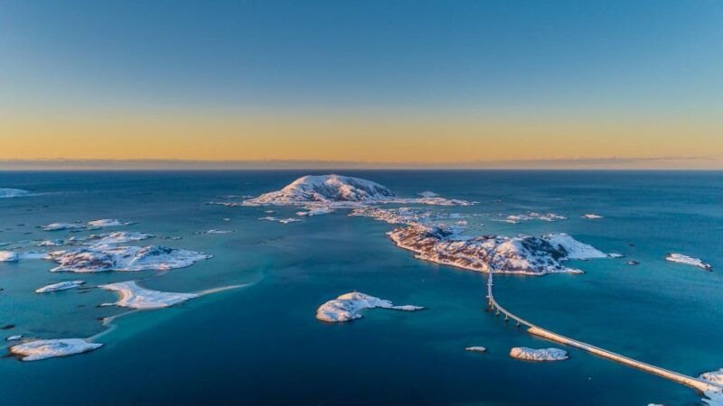 from-tromso-arctic-wildlife-fjord-sightseeing-tour-by-car