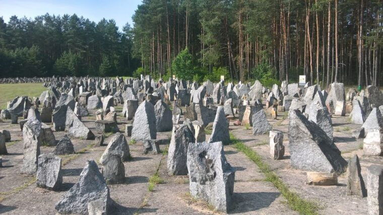 from-warsaw-treblinka-extermination-camp-private-tour