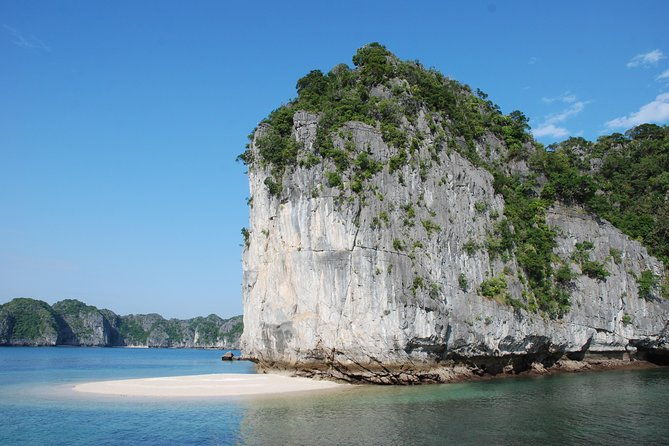 Full day boat trip with Cat Ba Captain Jack to Lan Ha Bay and Ha Long Bay - Who Should Book This Tour?