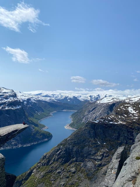 full-day-hiking-adventure-from-bergen-to-trolltunga-3