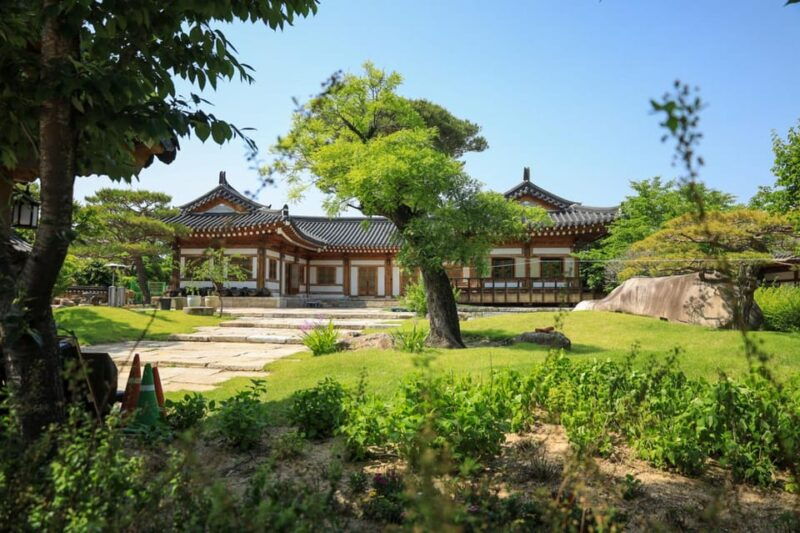 full-day-royal-gyeongju-tour-discover-ancient-history