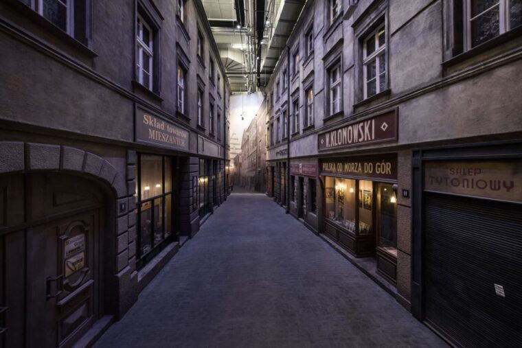 gdansk-private-wwii-tour-with-museum-of-the-second-world-war
