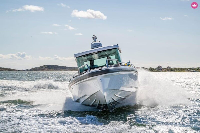 gdansk-sopot-private-cruise-on-a-sports-motorboat