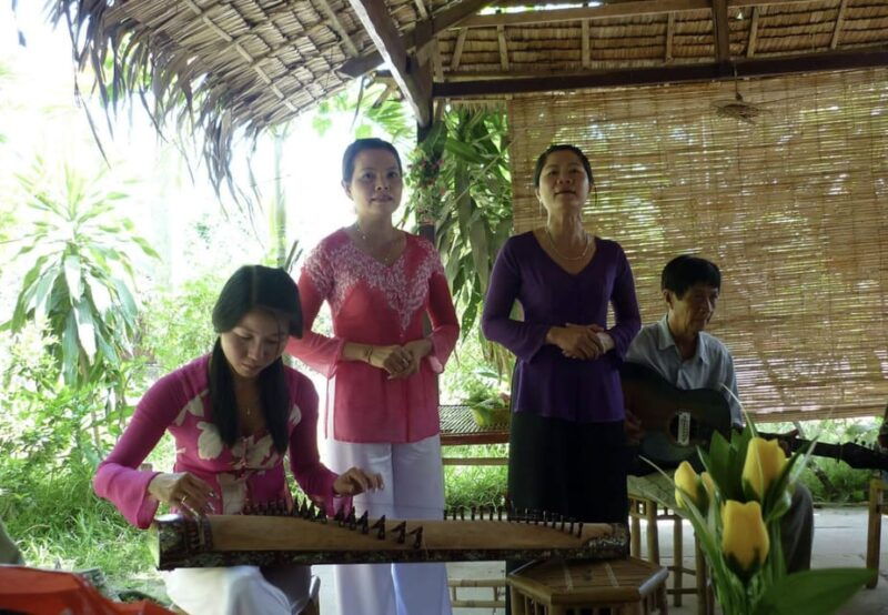 group-tour-classic-mekong-delta