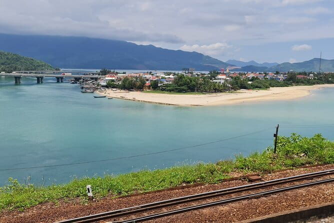 Guided Private Hue City Tour from Da Nang or Hoi An - Practical Tips for Ensuring a Smooth Tour