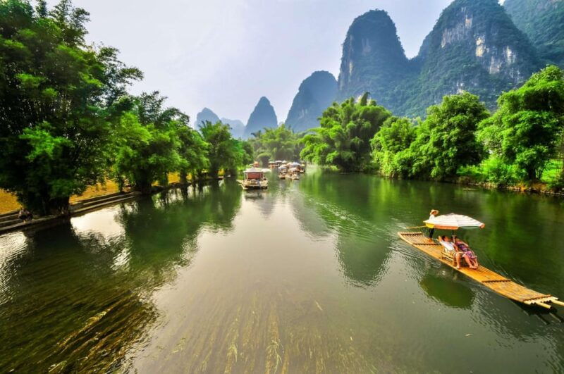 guilin-elephant-trunk-hill-reed-flute-cave-daxu-old-town