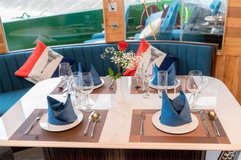 ha-long-bay-1-day-5-star-cruise-buffet-luch-rich-menu