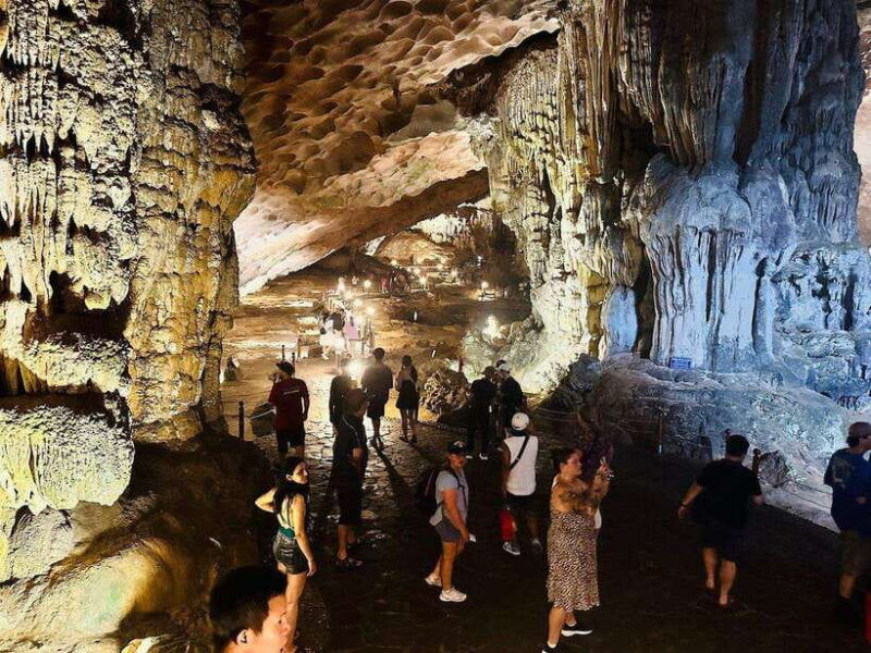 ha-long-bay-1-day-kayaking-ti-top-island-surprising-cave