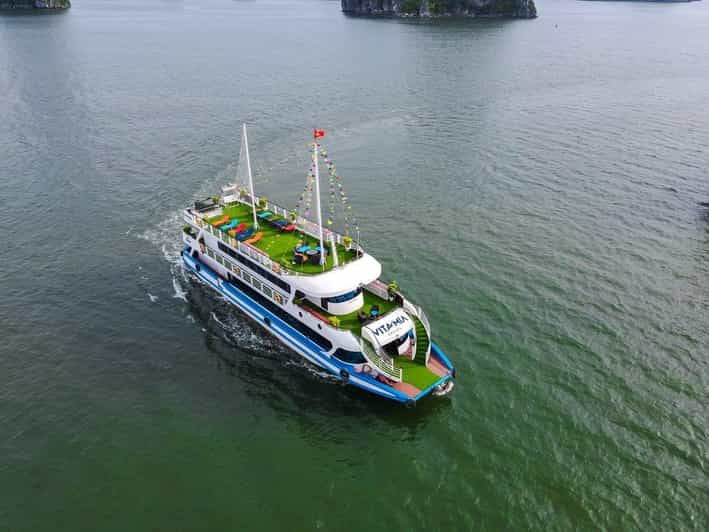 ha-long-full-day-trip-sung-sot-cave-titov-island-kayaking