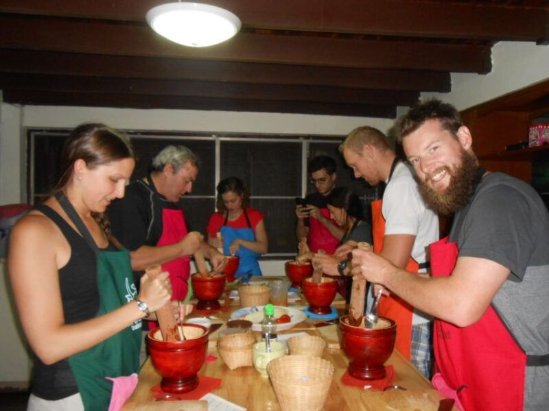 half-day-cooking-class-with-market-tour