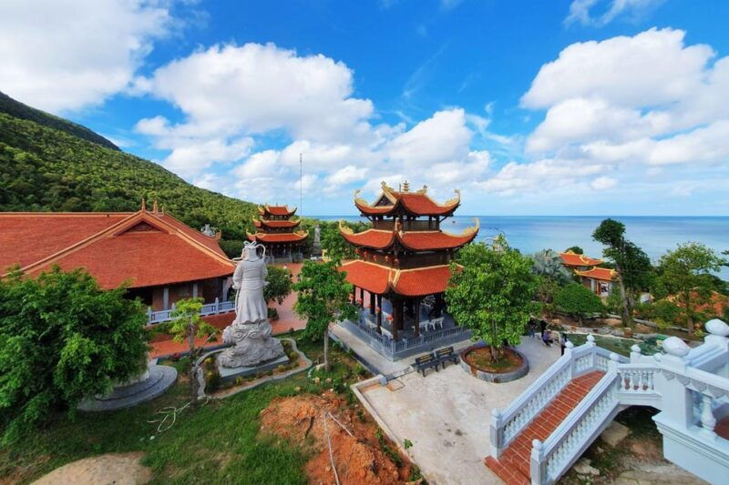 half-day-explore-south-island-and-sunrise-flight-phu-quoc
