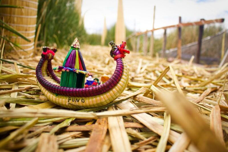 half-day-lake-titicaca-tour-to-uros-floating-islands