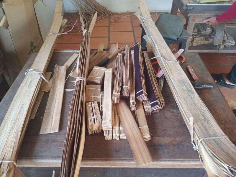 half-day-silk-farm-senteur-angkor-and-satcha-workshop