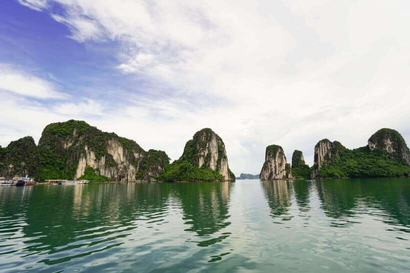 halong-bay-cruise-with-lunch