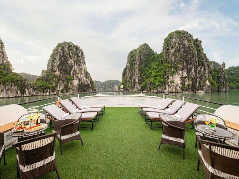 halong-bay-sung-sot-cave-ti-top-island-luon-cave-group-tour