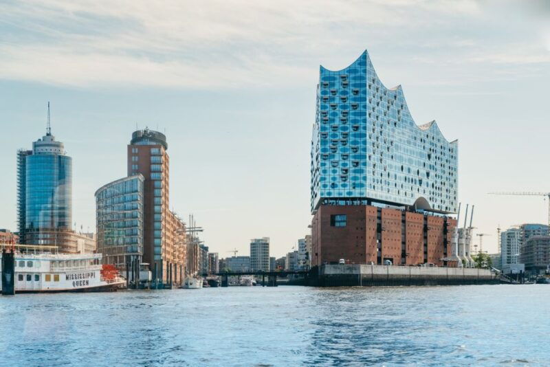 hamburg-1-5-hour-harbor-and-speicherstadt-day-cruise