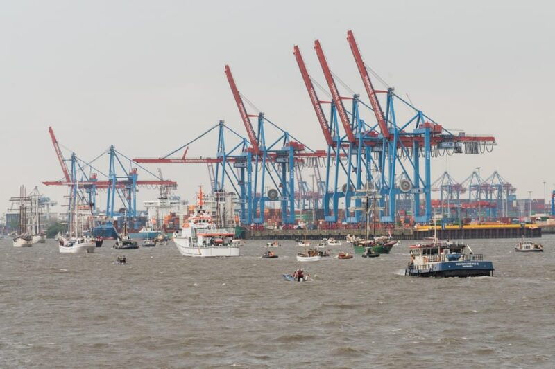 hamburg-2-hour-harbor-tour-through-the-port-of-hamburg