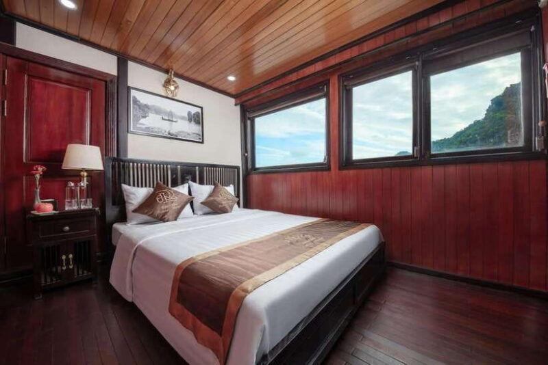 hanoi-2-day-halong-bay-cruise-with-meal-and-kayaking