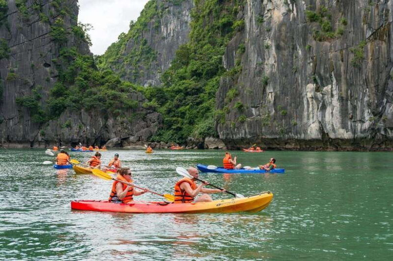 hanoi-halong-lan-ha-bay-cruise-with-limousine-transfer-2
