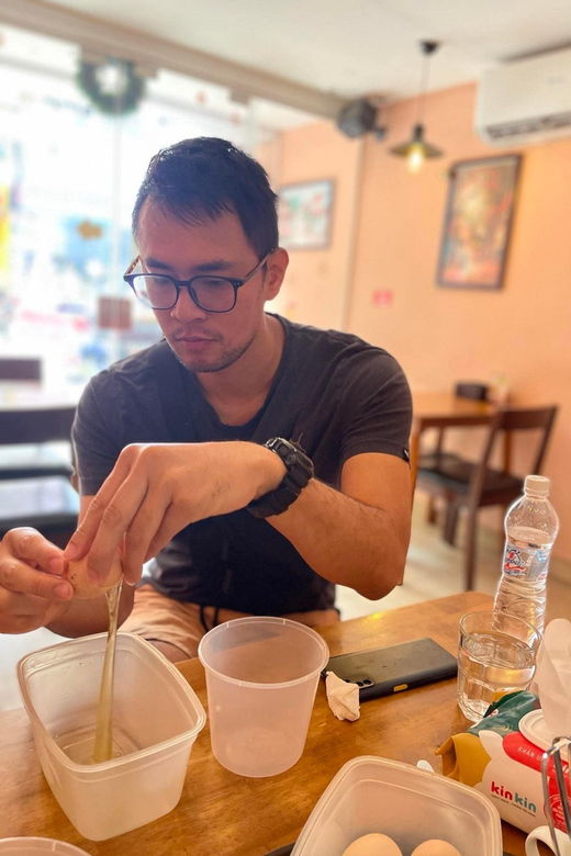 hcm-egg-coffee-class-with-local-instructor-snack