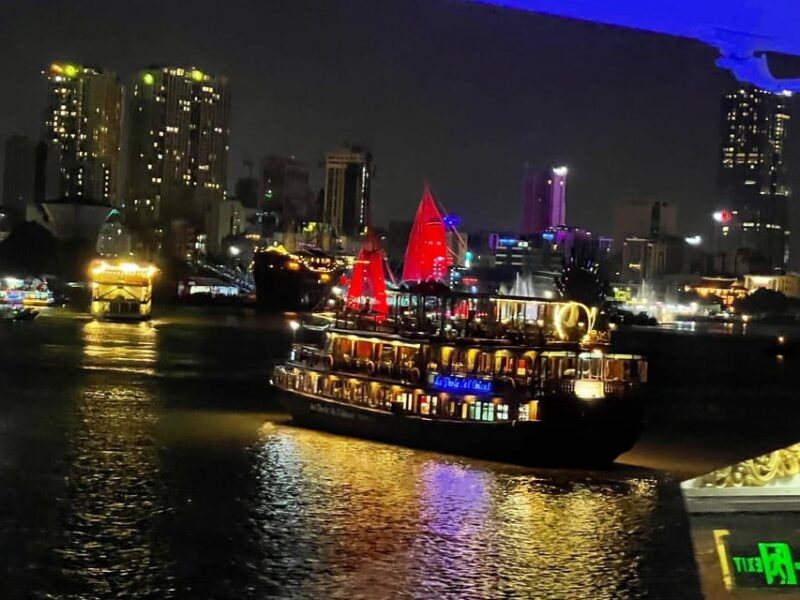hcm-saigon-river-buffet-dinner-cruise-with-private-table