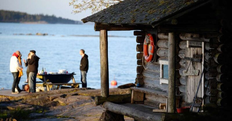 helsinki-archipelago-rib-boat-tour-with-bbq-lunch-and-sauna