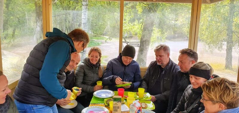 helsinki-bike-or-e-bike-tour-bbq-sauna-parks-and-forest
