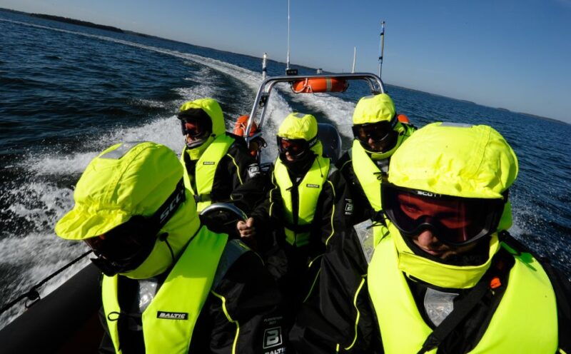 helsinki-city-and-outer-islands-guided-rib-boat-tour