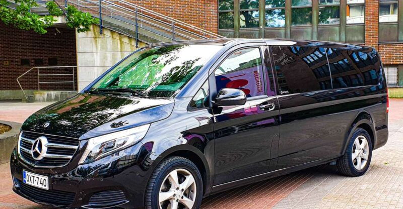 helsinki-private-driver-hire-for-city-sightseeing
