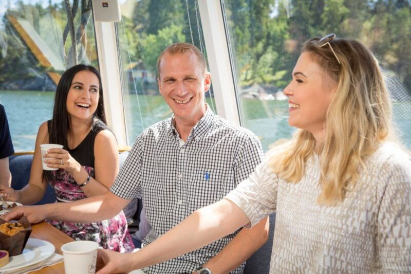helsinki-sightseeing-canal-cruise-with-audio-commentary