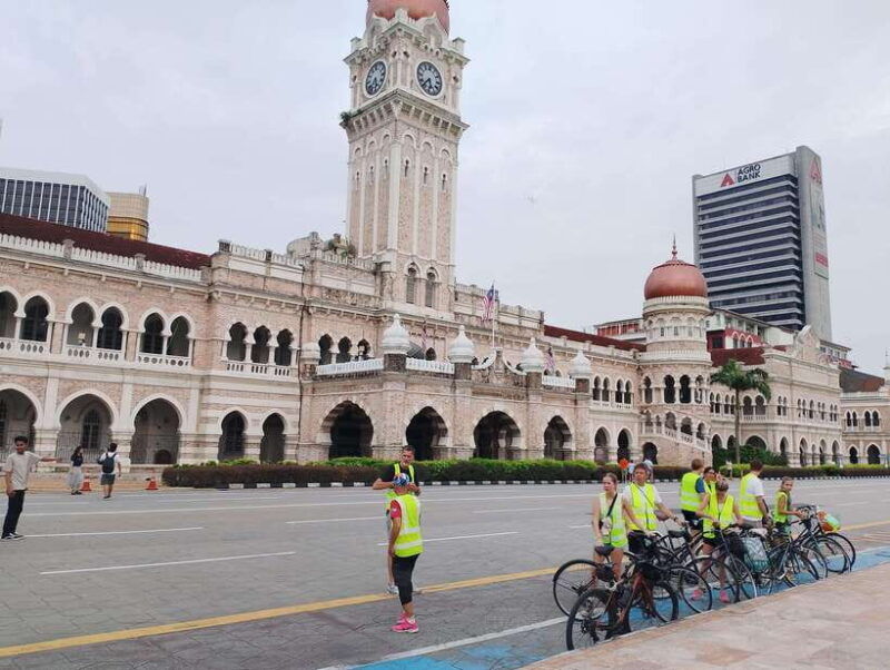 hidden-kuala-lumpur-4-hour-bike-tour