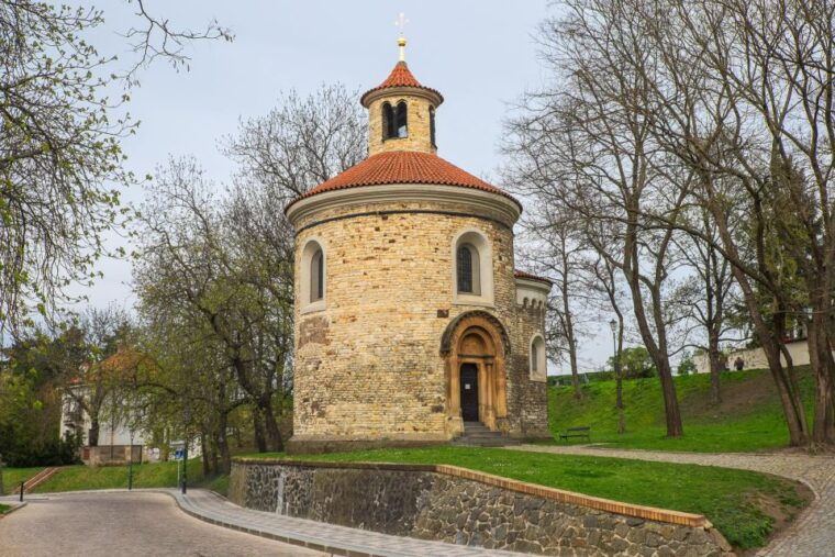 hidden-prague-bike-tour-2