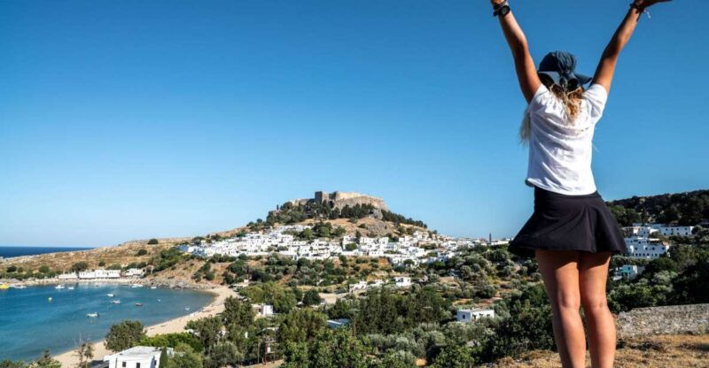 hiking-tour-exploring-lindos