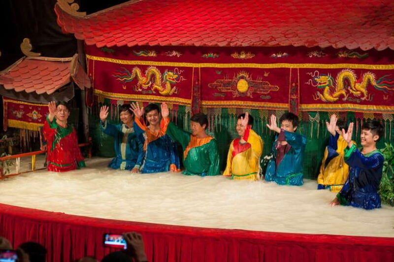 ho-chi-minh-authentic-vietnamese-dinner-water-puppet-show