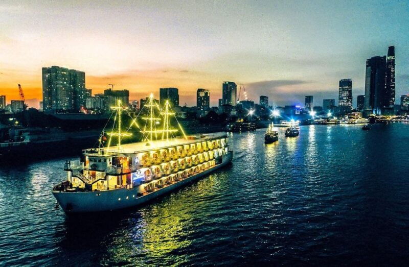 ho-chi-minh-private-city-tour-and-dinner-cruise-with-buffet