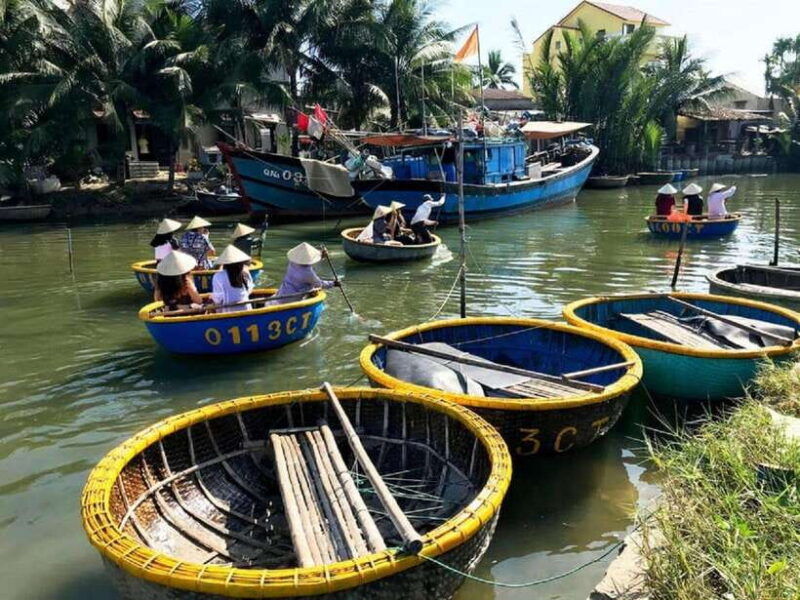 hoi-an-countryside-by-cycling-basket-boat-experience