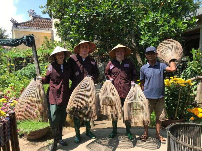 hoi-an-eco-bicycle-tour-with-basket-boat-ride-and-lunch