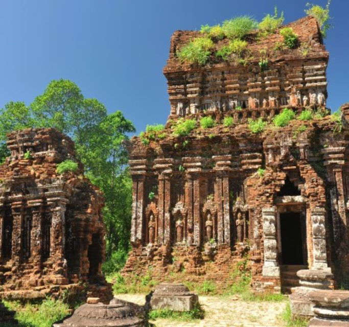 hoi-an-private-cycling-to-my-son-sanctuary-with-local-guide