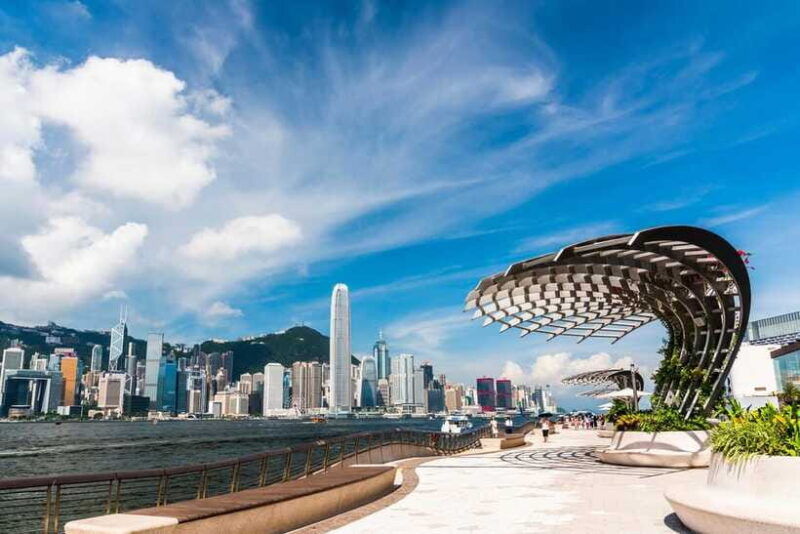 hong-kong-from-science-to-serenity-walking-tour-for-couples